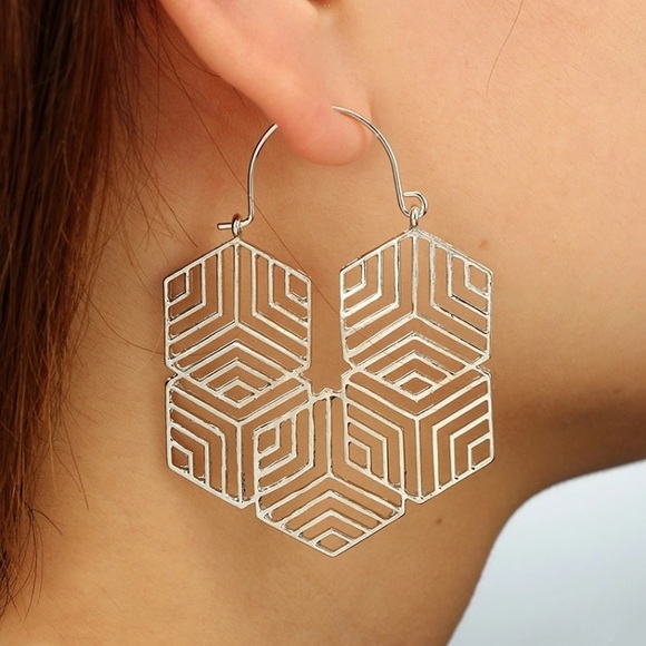 Geometric earrings, silver color, NEW - Picture 2 of 2